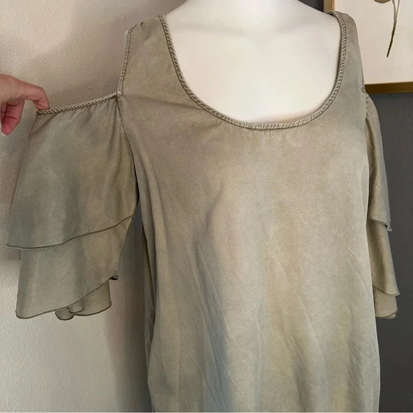 Olive Green Cold Shoulder Tiered Ruffle Sleeves Mini Dress with Pockets - Picture 2 of 8